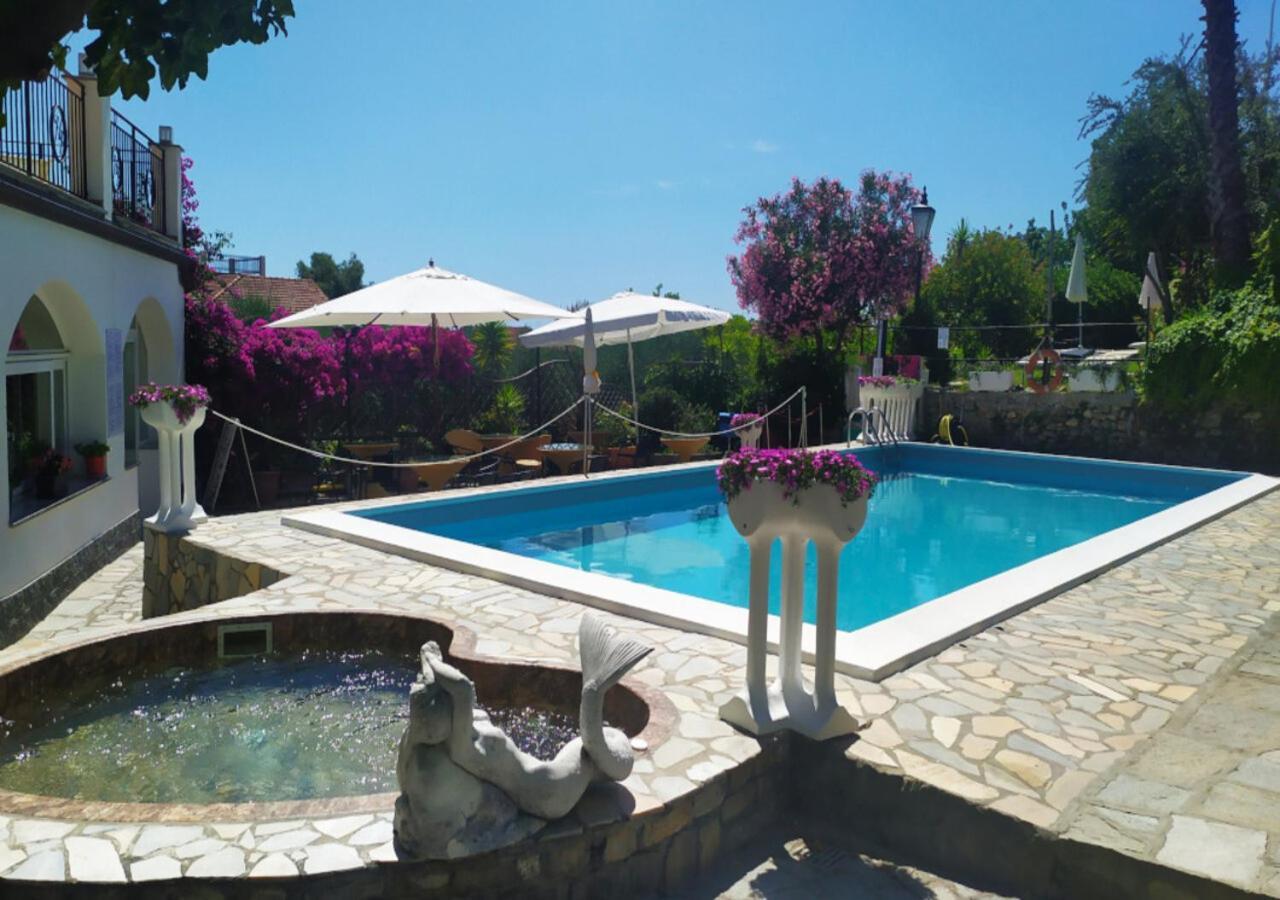 Hotel Bellavista San Bartolomeo Al Mare Eksteriør billede